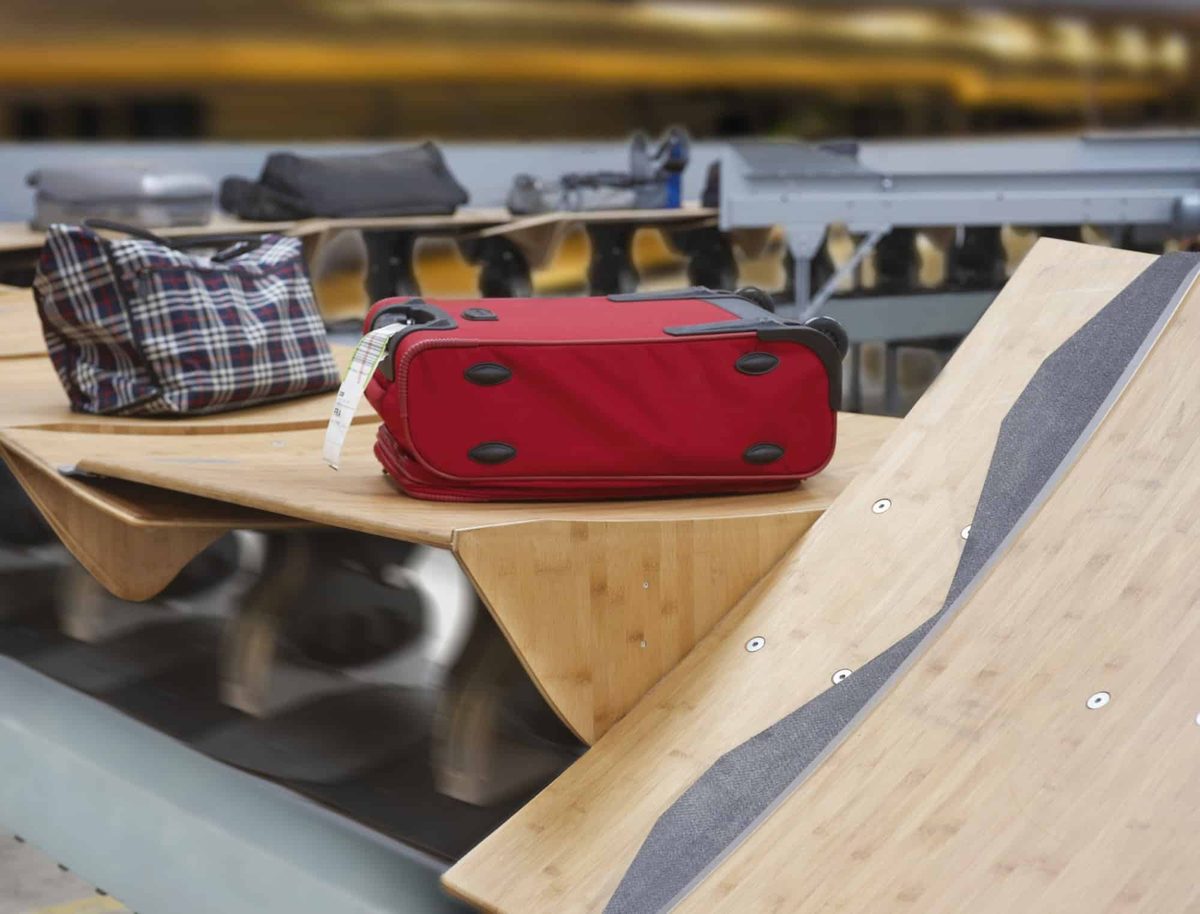HELIXX cross-belt baggage sorter