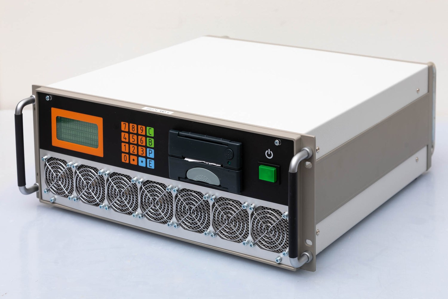 EAR-CH-50/50 Battery Charger-Discharger
